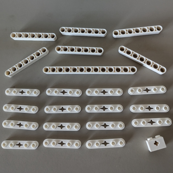 LEGO LOT OF 20 white MODIFIED bricks holes connectors technic star wars police - Picture 7 of 7